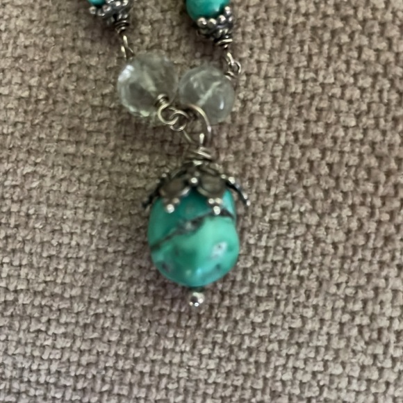 Turquoise and crystal necklace and earrings - Picture 6 of 7